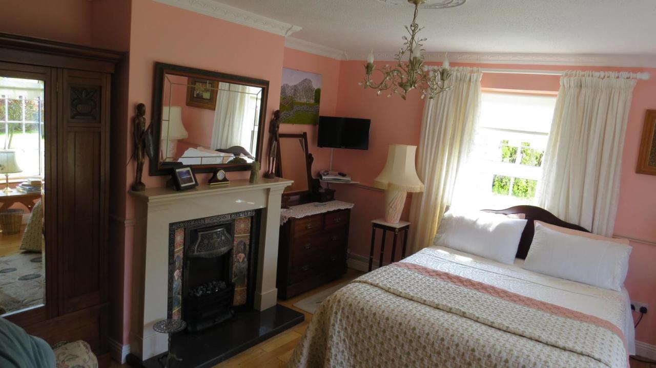 Tyreda Bed and Breakfast Ennis Exteriör bild
